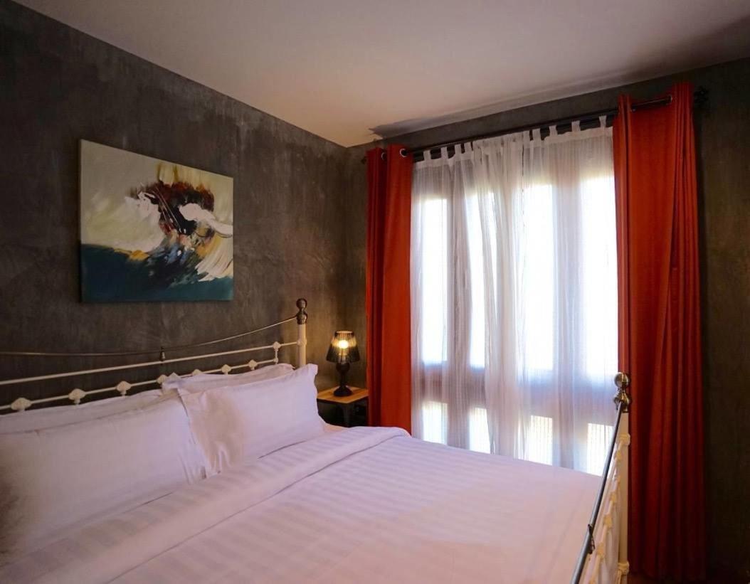 House Of Passion Amphawa Hotel Exterior photo